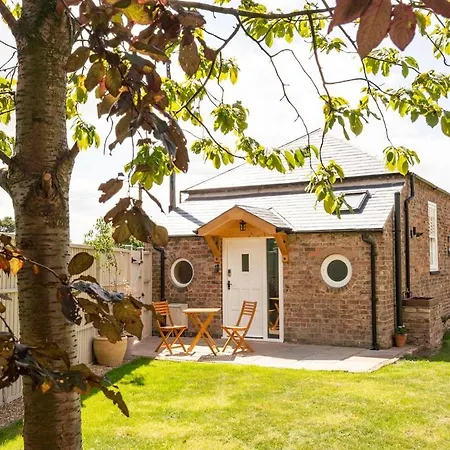 Beautifully Renovated Former Chapel Near York Warthill